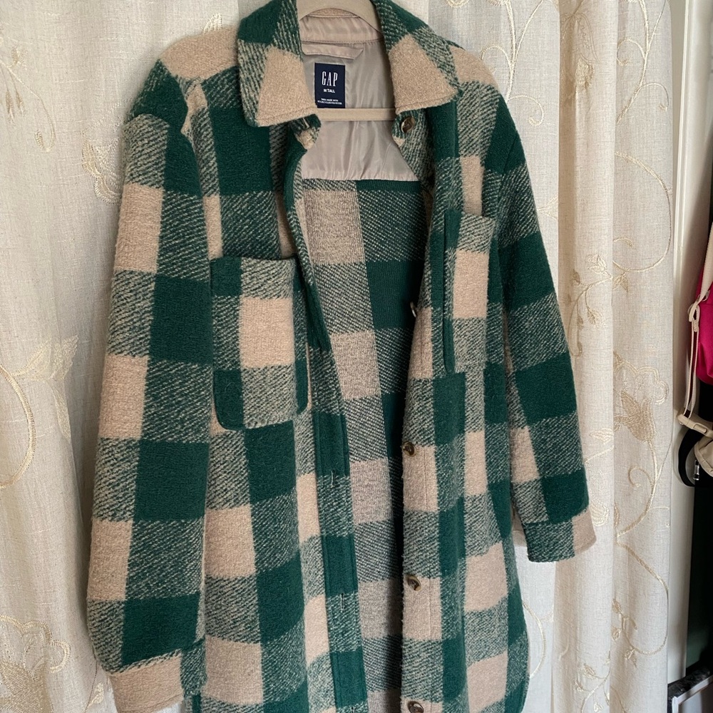 GAP plaid shirt jacket Sz Med Tall